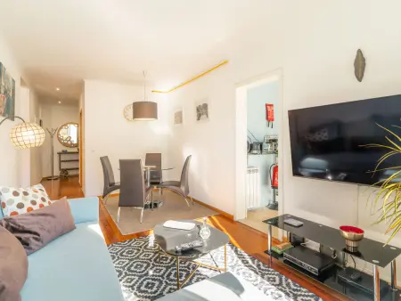Appartement central à Lisbonne avec balcon, 2 chambres, climatisation et Wi-Fi - Photo 1