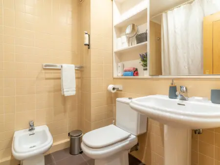 Appartement central à Lisbonne avec balcon, 2 chambres, climatisation et Wi-Fi - Photo 25
