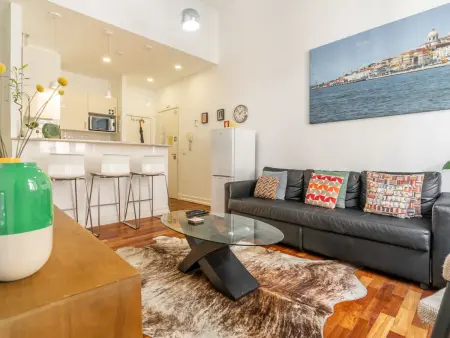 Appartement contemporain à Chiado, jusqu'à 4 pers, animaux admis, climatisé - Photo 1
