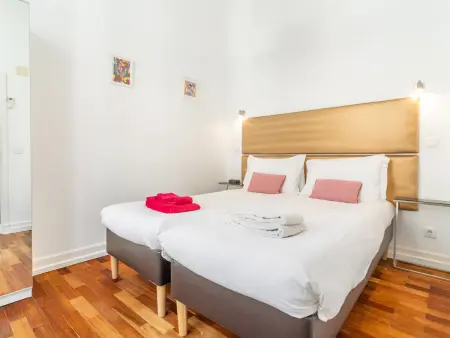 Appartement contemporain à Chiado, jusqu'à 4 pers, animaux admis, climatisé - Photo 3