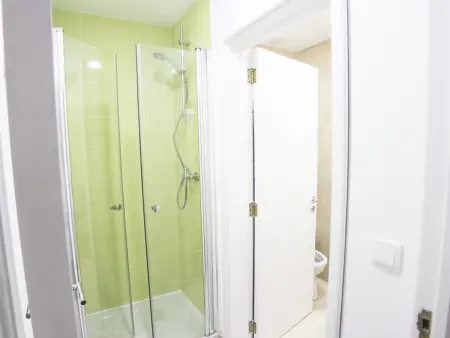 Appartement contemporain à Chiado, jusqu'à 4 pers, animaux admis, climatisé - Photo 12