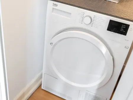 Appartement contemporain à Chiado, jusqu'à 4 pers, animaux admis, climatisé - Photo 17