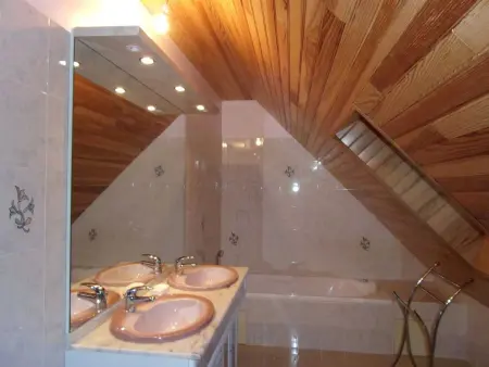 Villa spacieuse à Concarneau avec piscine privée - Photo 22