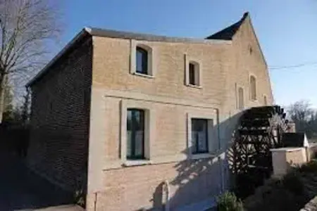 Maison spacieuse à Thun-Saint-Martin avec jardin - Photo 10