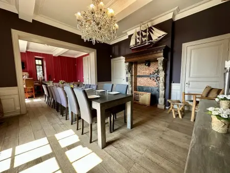 Castel Bodeux, Luxueux château avec piscine, billard et sauna - Photo 8