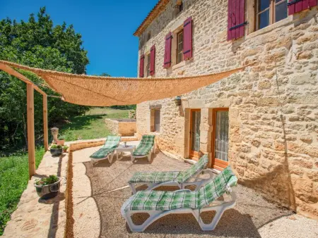 Le Mas dAmour, Rustique maison de campagne avec cour et bainspa - Photo 12