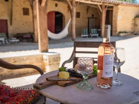 Le Mas dAmour, Rustique maison de campagne avec cour et bainspa - Photo 48