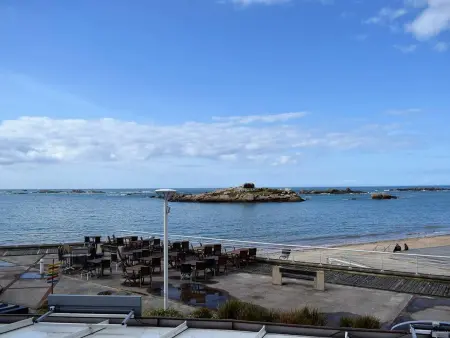 Appartement avec WIFI, Face à la Plage, Parking Privé, Animaux Acceptés - Photo 1