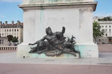 VG-22-AINAY, DIFY Central - Bellecour - Photo 32