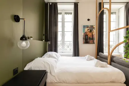 EB-22-AINAY, Dify Nid douillet - Bellecour - Photo 3