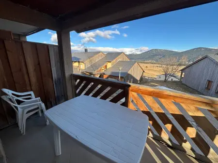 Appartement lumineux 3 pièces avec balcon et parking - Photo 8