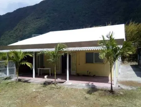 Maison familiale à Saint-Joseph avec jardin, Maison 5 personnes à Saint Joseph - Photo 1