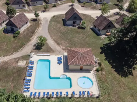 Lac Bleu 11, maison dans un parc de vacances avec piscine - Photo 3