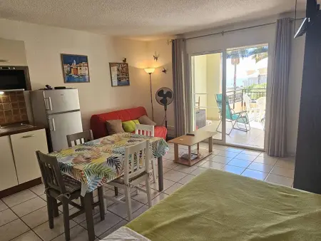 Studio Confortable à Climatiseur, Piscine Résidentielle - Photo 4