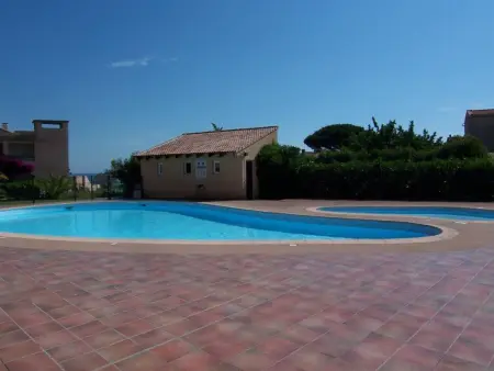 Studio Confortable à Climatiseur, Piscine Résidentielle - Photo 10