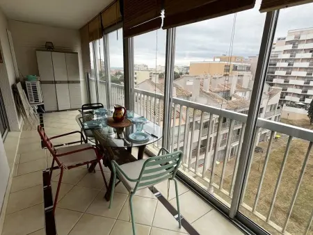 T2 lumineux au port, climatisation, loggia avec vue, parking inclus - Photo 5