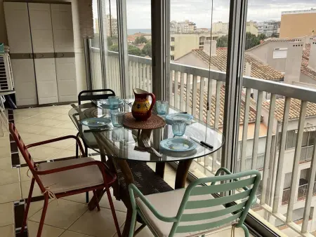T2 lumineux au port, climatisation, loggia avec vue, parking inclus - Photo 9