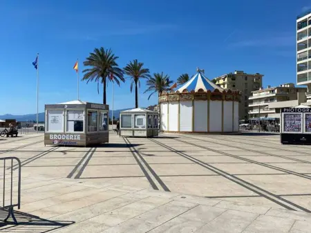 T2 lumineux au port, climatisation, loggia avec vue, parking inclus - Photo 18
