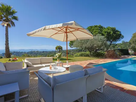 Villa de haut standing avec piscine et climatisation - Photo 3