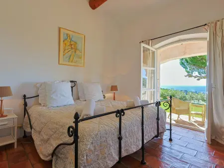 Villa de haut standing avec piscine et climatisation - Photo 19