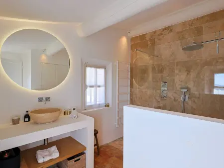 Villa de haut standing avec piscine et climatisation - Photo 27
