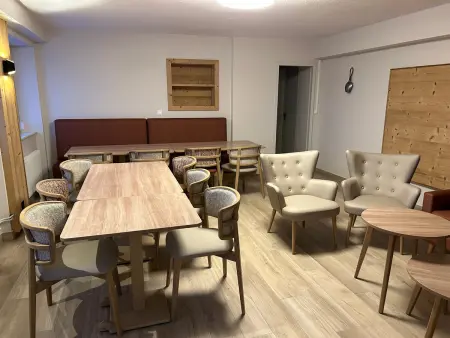 Grande maison, jusqu’à 14 personnes, calme entre forêt et montagne - Photo 7