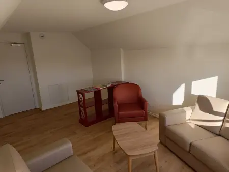 Grande maison, jusqu’à 14 personnes, calme entre forêt et montagne - Photo 11