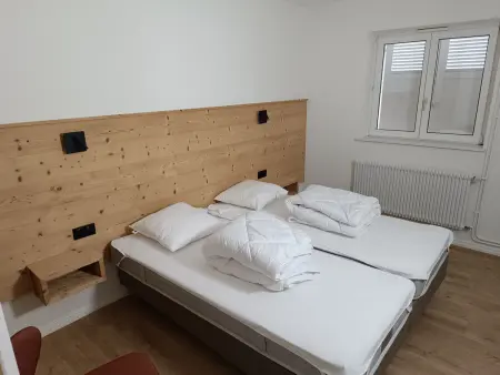 Grande maison, jusqu’à 14 personnes, calme entre forêt et montagne - Photo 21