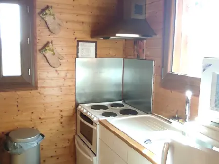 Chalet authentique au cœur de la nature près de Super Besse - Photo 3