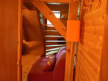 Chalet authentique au cœur de la nature près de Super Besse - Photo 6
