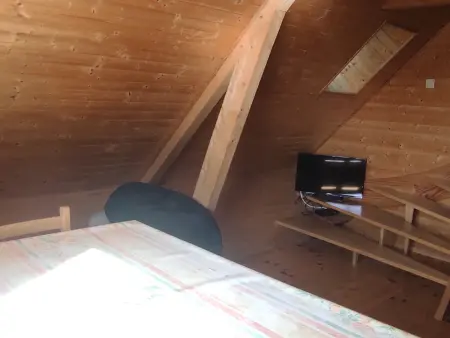 Chalet authentique au cœur de la nature près de Super Besse - Photo 7