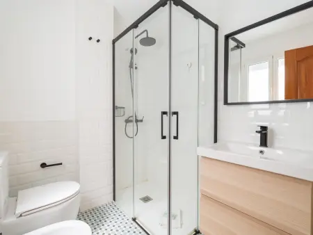 Appartement moderne 3 chambres au cœur de Las Palmas avec Wi-Fi - Photo 25