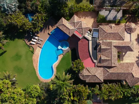 Villa élégante à San Bartolomé avec piscine, terrasse et Wi-Fi - Photo 1