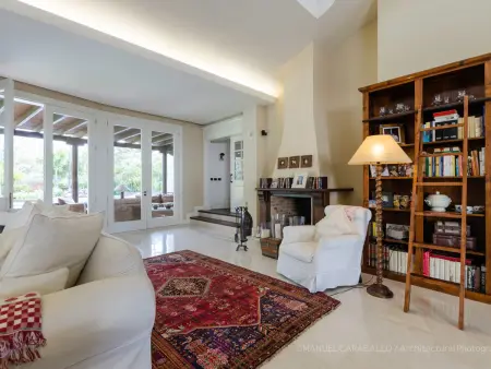 Villa élégante à San Bartolomé avec piscine, terrasse et Wi-Fi - Photo 15