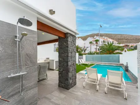 Refuge de Luxe avec Piscine Privée Chauffée à Los Cristianos - Photo 1