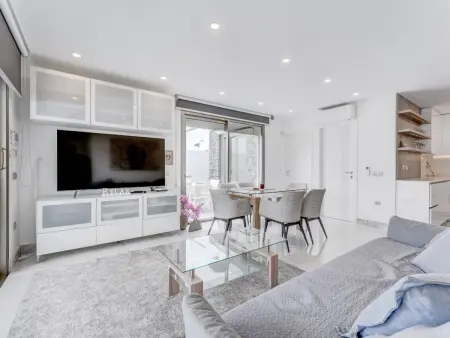 Refuge de Luxe avec Piscine Privée Chauffée à Los Cristianos - Photo 4