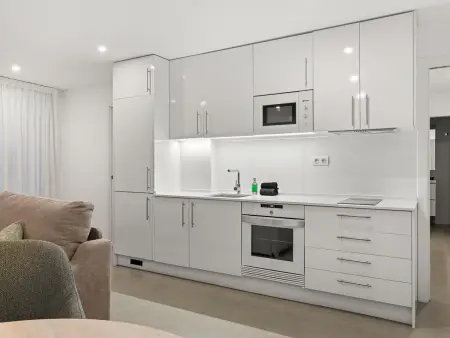 Villa élégante à Costa Adeje avec piscine privée et vaste espace pour 16 personnes - Photo 9
