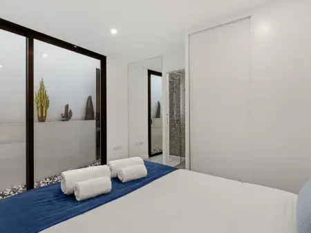 Villa élégante à Costa Adeje avec piscine privée et vaste espace pour 16 personnes - Photo 13