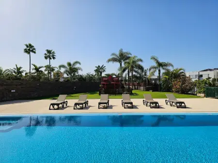 Villa de Luxe à Costa Adeje - Piscine et Confort pour 8 Personnes - Photo 3