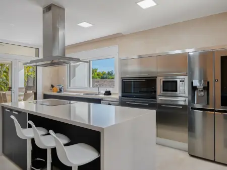 Villa de Luxe à Costa Adeje - Piscine et Confort pour 8 Personnes - Photo 7