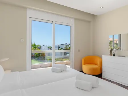 Villa de Luxe à Costa Adeje - Piscine et Confort pour 8 Personnes - Photo 10