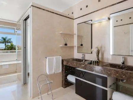 Villa de Luxe à Costa Adeje - Piscine et Confort pour 8 Personnes - Photo 29