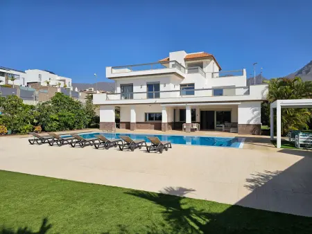 Villa de Luxe à Costa Adeje - Piscine et Confort pour 8 Personnes - Photo 32