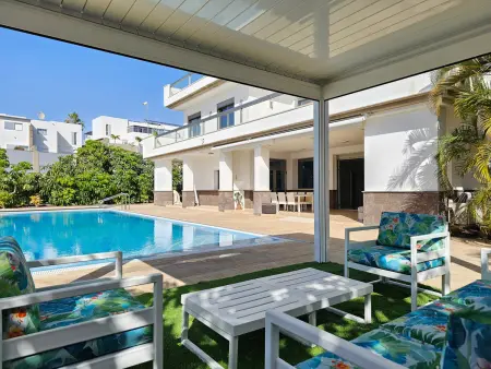 Villa de Luxe à Costa Adeje - Piscine et Confort pour 8 Personnes - Photo 33