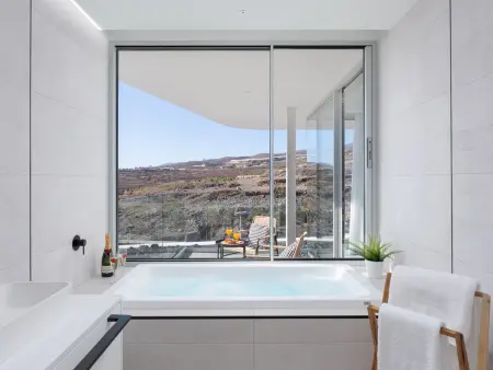 Villa de Luxe 4 Chambres avec Piscine Privée à Adeje - Photo 20