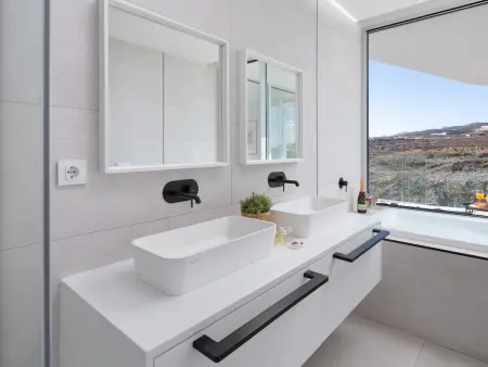 Villa de Luxe 4 Chambres avec Piscine Privée à Adeje - Photo 22