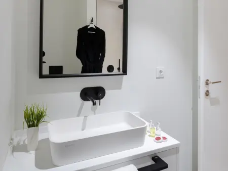 Villa de Luxe 4 Chambres avec Piscine Privée à Adeje - Photo 26