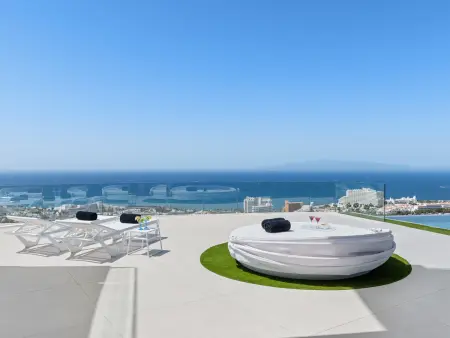 Exquise Villa Moderne à Adeje avec Grande Capacité de 14 Pers. - Photo 2