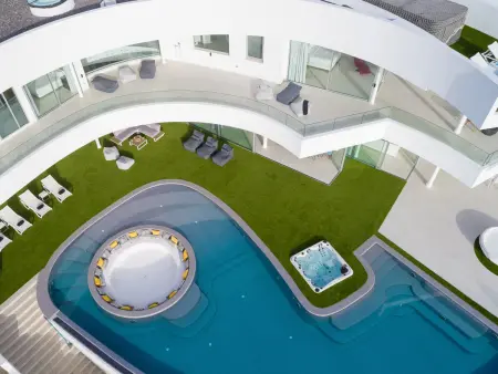 Exquise Villa Moderne à Adeje avec Grande Capacité de 14 Pers. - Photo 3