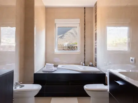 Villa à Arona avec vue montagne, piscine privée et jardin - Photo 31
